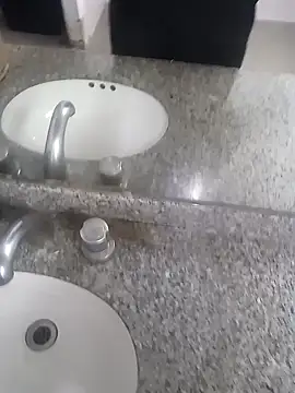 fercxxxho25 online show from 10/15/25, 09:37