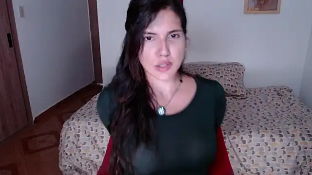 Snapshot of Sigrid- chatting on 11/01/25, 11:40 Sigrid- online show from 11/01/25, 11:40