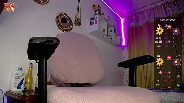 Soffy-brooks online show from 12/09/24, 06:45