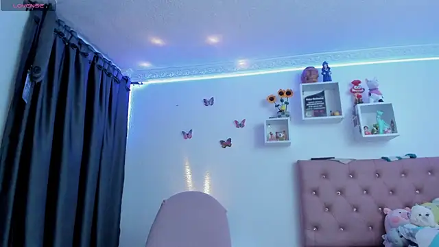 Soffy-brooks online show from 05/18/26, 01:35