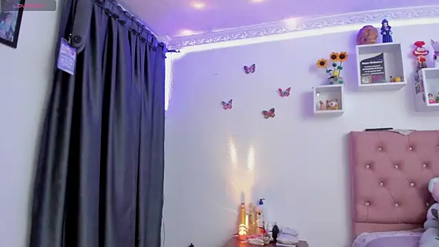 Soffy-brooks online show from 05/20/26, 03:24