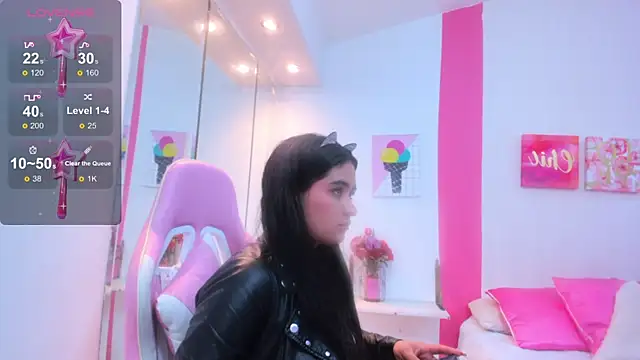 scarlette 15  online show from 01/28/25, 03:57