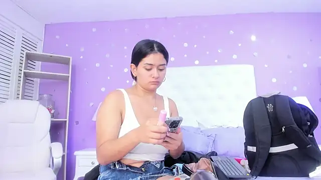 scarlette 15  online show from 12/05/25, 03:37