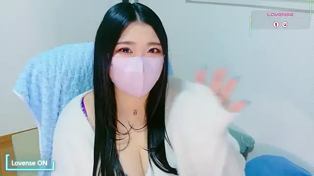 yukinko o  online show from 12/20/25, 01:29