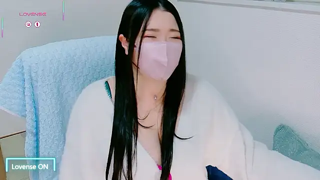 yukinko o  online show from 02/19/26, 12:12