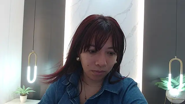 alma fenix online show from 01/25/25, 12:16