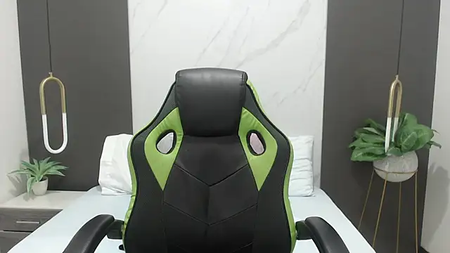 alma fenix online show from 02/25/25, 12:13