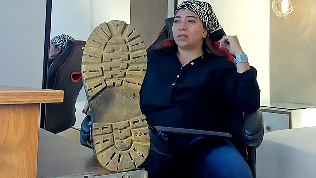 alma fenix online show from 11/03/25, 12:28