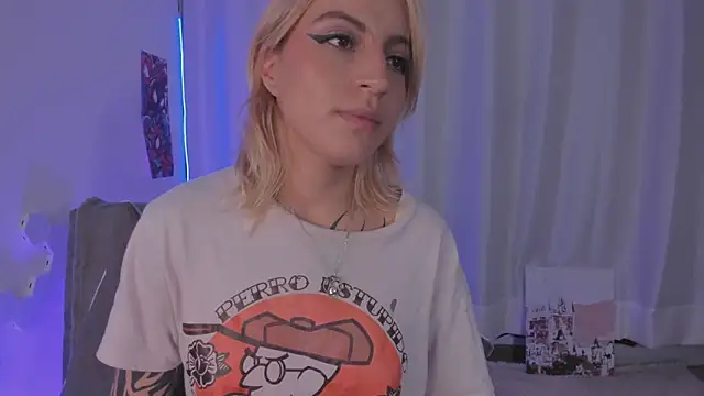 cyberzoe online show from 04/15/26, 01:23