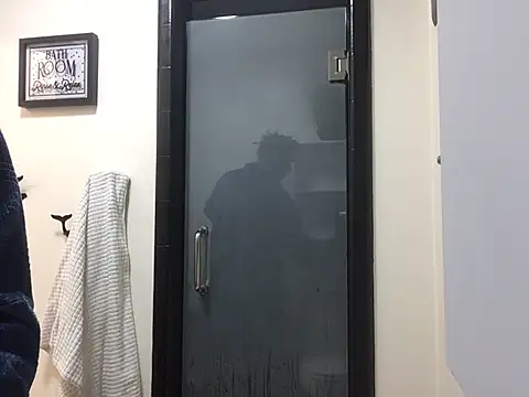 Snapshot of wheresando1 chatting on 02/11/25, 02:35 wheresando1 online show from 02/11/25, 02:35