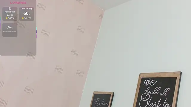 hotlatinateacher online show from 10/17/25, 07:49