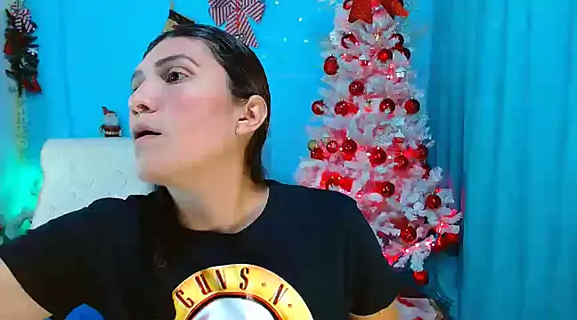 Snapshot of venus_swet_ chatting on 01/06/25, 01:20 venus swet online show from 01/06/25, 01:20