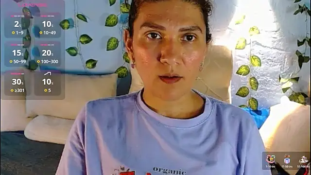 Snapshot of venus_swet_ chatting on 11/02/25, 02:03 venus swet online show from 11/02/25, 02:03