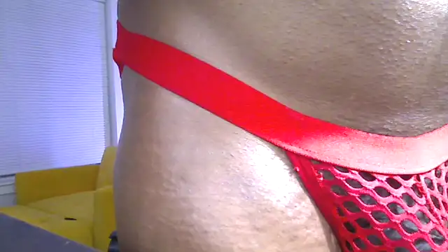 MzKarminXoXo online show from 10/12/25, 09:52