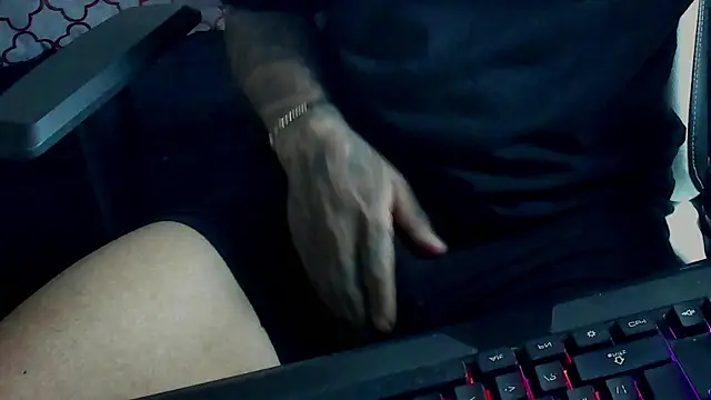 Snapshot of stebankechima chatting on 09/21/25, 10:11 stebankechima online show from 09/21/25, 10:11