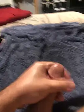 Snapshot of darksmoke011 chatting on 10/03/25, 10:29 darksmoke011 online show from 10/03/25, 10:29