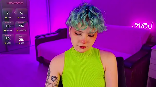 School Love online show from 12/15/24, 01:11