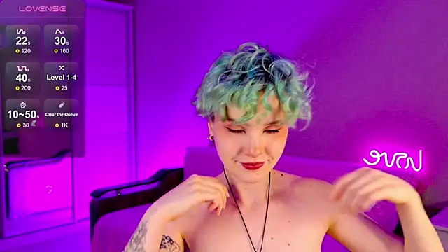 School Love online show from 01/08/25, 04:11