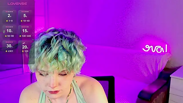 School Love online show from 01/26/25, 01:04