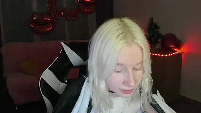 EnigmaSee online show from 04/04/26, 07:11