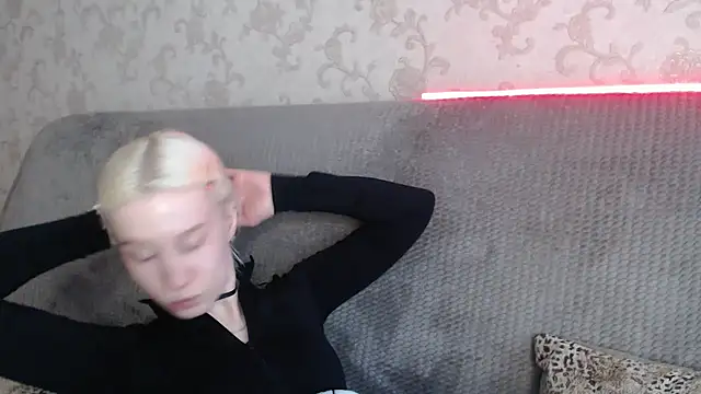 EnigmaSee online show from 04/10/26, 10:42