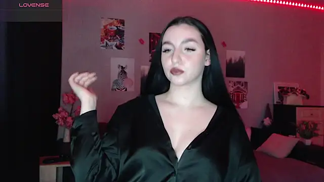 Fluffy Tiffy online show from 02/25/25, 01:52