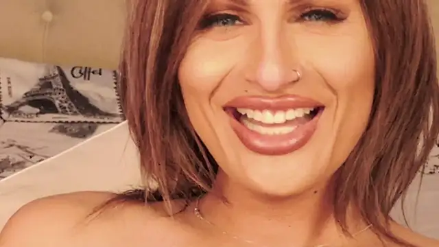 Snapshot of xprettysmilex chatting on 12/24/24, 12:11 xprettysmilex online show from 12/24/24, 12:11