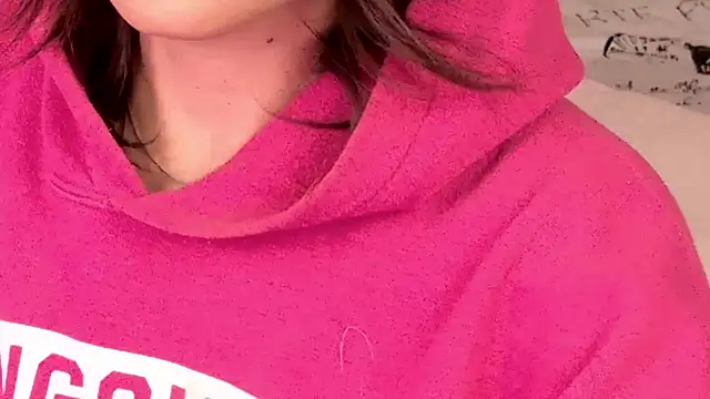 Snapshot of xprettysmilex chatting on 01/23/25, 11:26 xprettysmilex online show from 01/23/25, 11:26