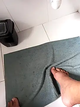 lobomisterioso13 online show from 11/10/25, 11:20