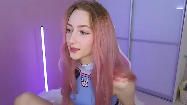 MichaDenver online show from 12/13/24, 08:51