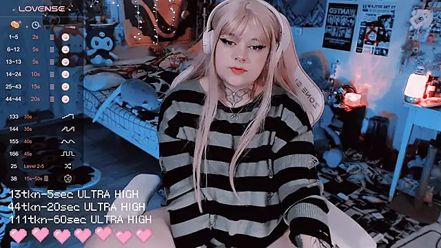 noori  hope online show from 11/25/25, 09:37