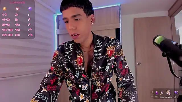 aldrinwhite online show from 12/30/24, 06:49