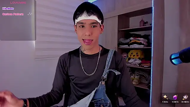 aldrinwhite online show from 02/02/25, 02:24