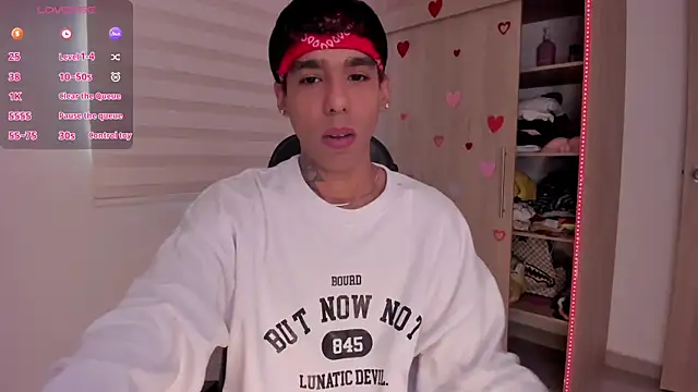 aldrinwhite online show from 02/14/25, 03:15