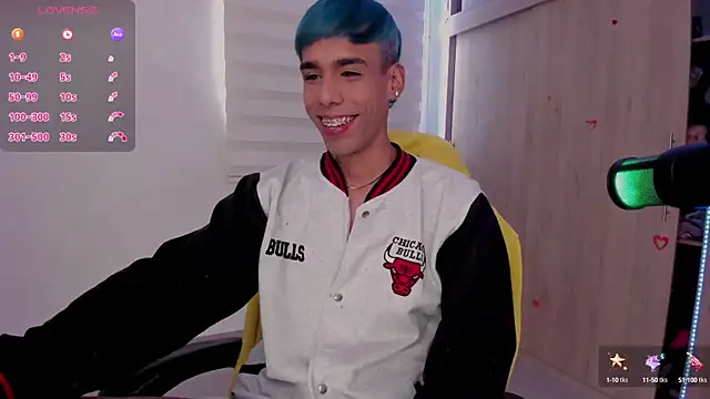 aldrinwhite online show from 03/12/25, 07:06