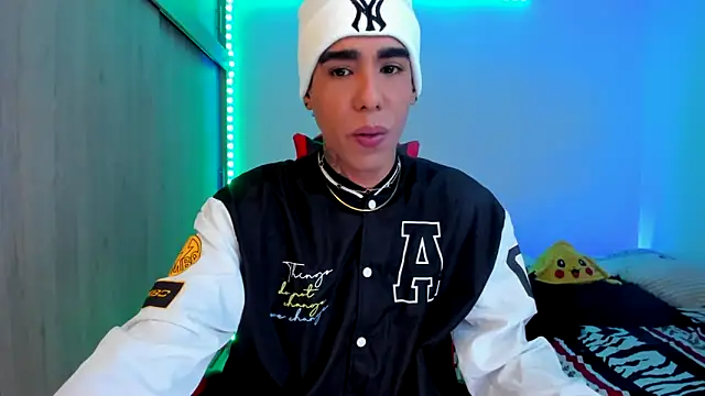 aldrinwhite online show from 02/11/26, 05:18