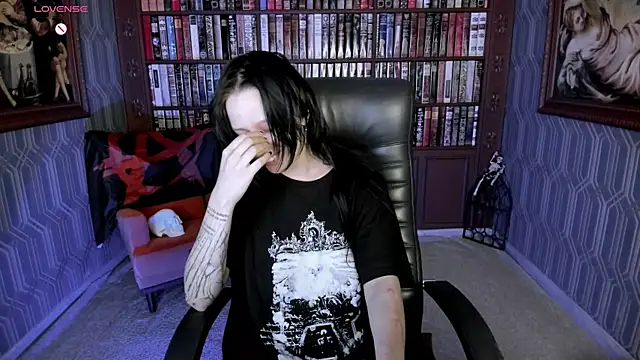 Medusa  Gorgona online show from 04/17/26, 01:47