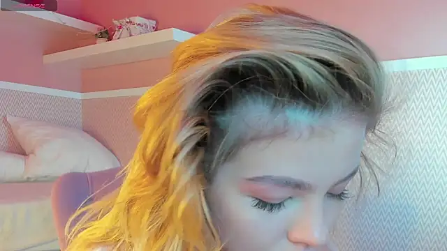 Anna Robinson online show from 01/13/25, 01:13