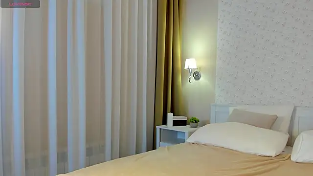 Snapshot of Anna_Robinson chatting on 02/21/25, 05:24 Anna Robinson online show from 02/21/25, 05:24