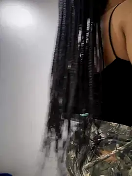 Melany Williams online show from 09/17/25, 01:02