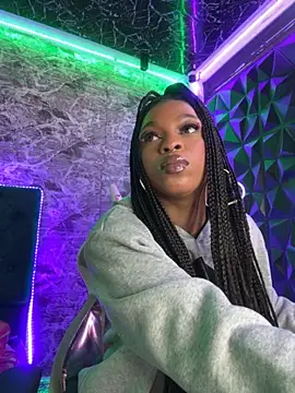 Melany Williams online show from 09/22/25, 01:02