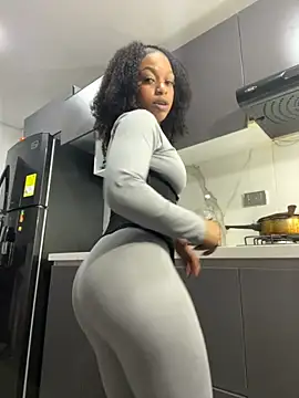 Melany Williams online show from 10/09/25, 01:58