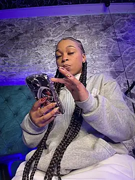 Melany Williams online show from 03/11/26, 01:39