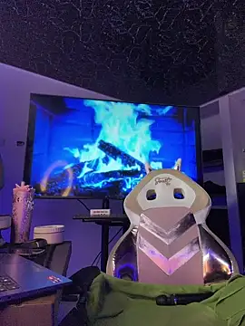 Melany Williams online show from 04/01/26, 01:01