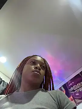 Snapshot of Melany_Williams chatting on 06/04/26, 12:44 Melany Williams online show from 06/04/26, 12:44
