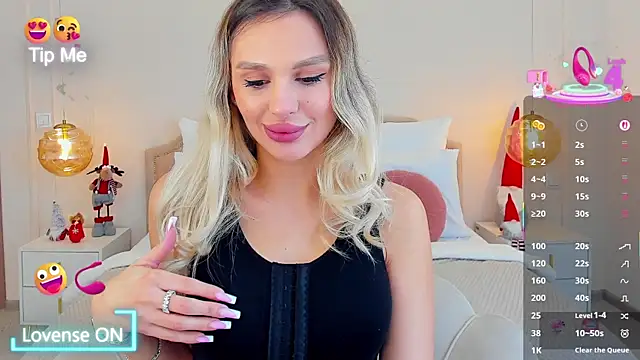 MissLoou online show from 01/12/26, 06:18