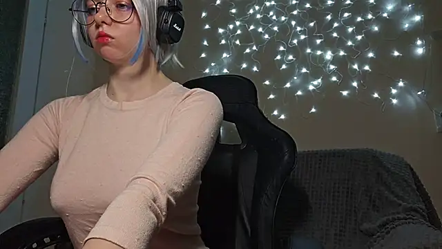 DanaWard online show from 12/24/24, 09:55