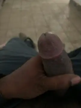 Snapshot of A-mira chatting on 11/11/25, 10:04 A-mira online show from 11/11/25, 10:04