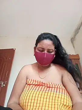Snapshot of Neha-Roy chatting on 06/28/26, 05:46 Neha-Roy online show from 06/28/26, 05:46