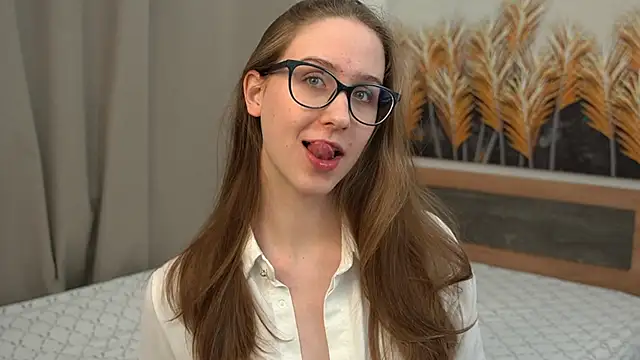 Snapshot of PrincessMononokee chatting on 02/21/25, 11:32 PrincessMononokee online show from 02/21/25, 11:32